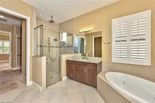 1614 Serrano Cir, Naples, FL 34105 - Photo 15