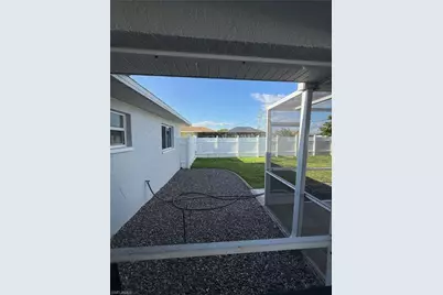 43 NE 13th Ave, Cape Coral, FL 33909 - Photo 29