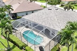 7112 Falcons Glen Blvd, Naples, FL 34113 - Photo 5