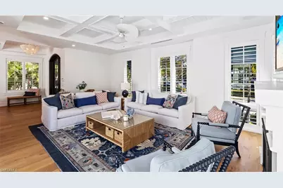 844 8th St S, Naples, FL 34102 - Photo 5