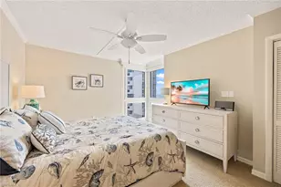 4031 Gulf Shore Blvd N, Naples, FL 34103 - Photo 31