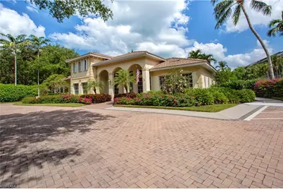 825 Bentwater Cir #101, Naples, FL 34108 - Photo 3