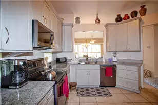 825 Bentwater Cir, Naples, FL 34108 - Photo 9