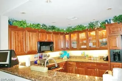 5635 Turtle Bay Dr #6, Naples, FL 34108 - Photo 5