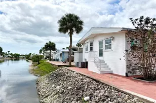 332 Imperial Wilder Blvd, Naples, FL 34114 - Photo 5