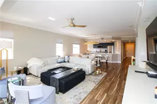 35 Bluebill Ave, Naples, FL 34108 - Photo 13