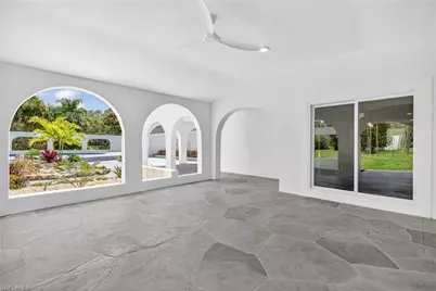 250 19th St NW, Naples, FL 34120 - Photo 17