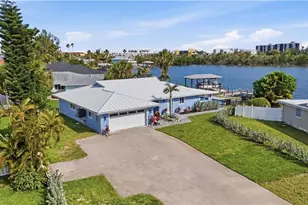 8009 Lagoon Rd, Fort Myers Beach, FL 33931 - Photo 5