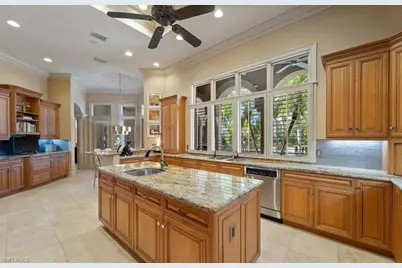 550 21st Ave S, Naples, FL 34102 - Photo 11