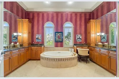 550 21st Ave S, Naples, FL 34102 - Photo 25