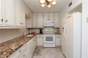 1510 Mainsail Dr, Naples, FL 34114 - Photo 31