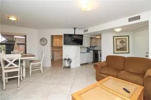 1510 Mainsail Dr, Naples, FL 34114 - Photo 25