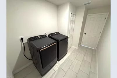 2001 SW 4th St, Cape Coral, FL 33991 - Photo 19