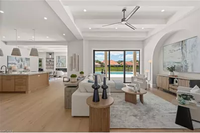 207 Monterey Dr, Naples, FL 34119 - Photo 9