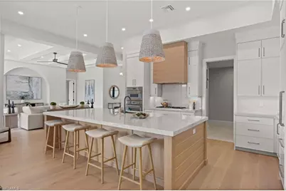 207 Monterey Dr, Naples, FL 34119 - Photo 3