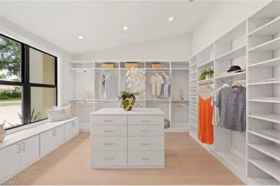 207 Monterey Dr, Naples, FL 34119 - Photo 23