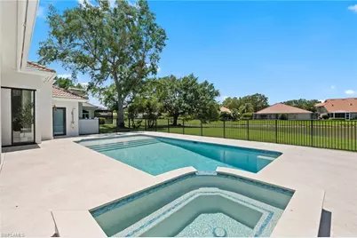207 Monterey Dr, Naples, FL 34119 - Photo 41