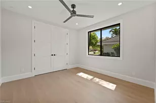 207 Monterey Dr, Naples, FL 34119 - Photo 25