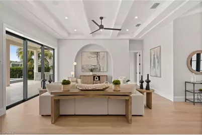 207 Monterey Dr, Naples, FL 34119 - Photo 13