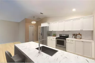 124 Versailles Cir, Naples, FL 34112 - Photo 11