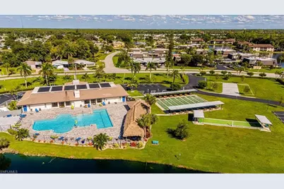 124 Versailles Cir, Naples, FL 34112 - Photo 17