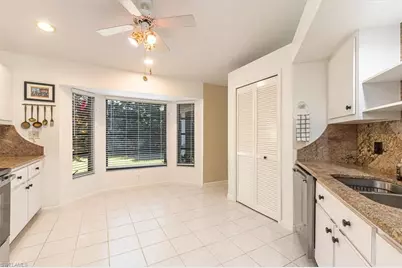 124 Versailles Cir, Naples, FL 34112 - Photo 13