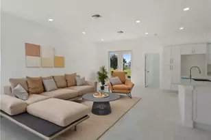 506 Trinity St E, Lehigh Acres, FL 33974 - Photo 5