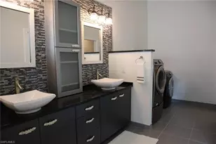 3049 SW 11th Pl, Cape Coral, FL 33914 - Photo 23