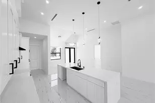 1126 Crestwood St E, Lehigh Acres, FL 33974 - Photo 7