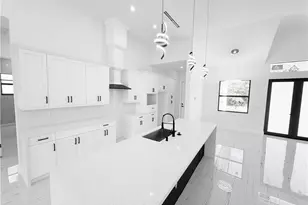 1126 Crestwood St E, Lehigh Acres, FL 33974 - Photo 5