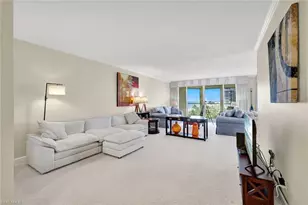 4051 Gulf Shore Blvd N, Naples, FL 34103 - Photo 7
