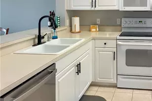 3970 Loblolly Bay Dr, Naples, FL 34114 - Photo 5