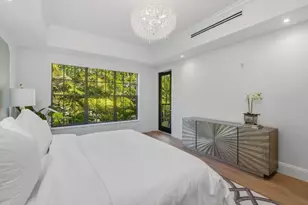 705 10th St S, Naples, FL 34102 - Photo 19