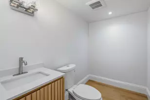 705 10th St S, Naples, FL 34102 - Photo 41