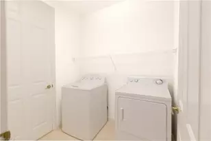 1395 Mariposa Cir, Naples, FL 34105 - Photo 25