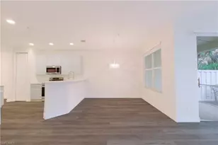 1395 Mariposa Cir, Naples, FL 34105 - Photo 5