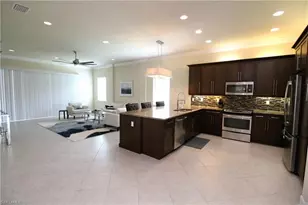 3279 Tahoe Ct, Naples, FL 34119 - Photo 7
