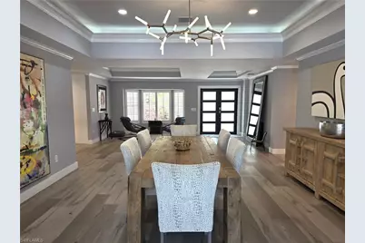 557 Parkwood Ln, Naples, FL 34103 - Photo 3