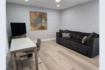 557 Parkwood Ln, Naples, FL 34103 - Photo 17