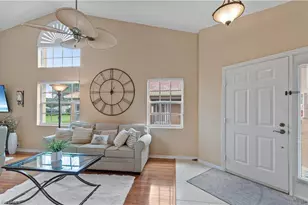 13255 Sherburne Cir, Bonita Springs, FL 34135 - Photo 7