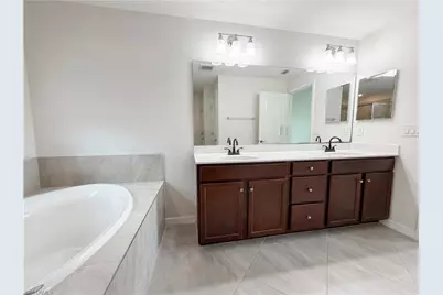 14102 Vindel Cir, Fort Myers, FL 33905 - Photo 31