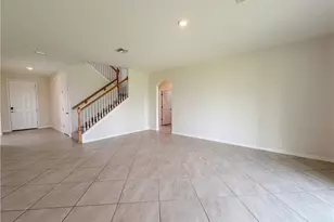 14102 Vindel Cir, Fort Myers, FL 33905 - Photo 3