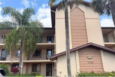 7360 Saint Ives Way #2205, Naples, FL 34104 - Photo 1