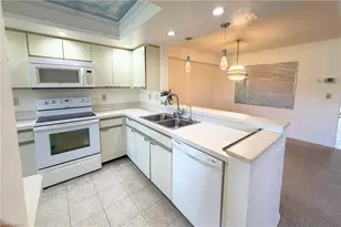 7360 St Ives Way, Naples, FL 34104 - Photo 11