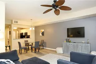 1044 Woodshire Ln, Naples, FL 34105 - Photo 3