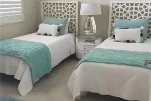 5550 Heron Point Dr, Naples, FL 34108 - Photo 11