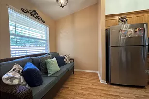 241 Robin Hood Cir, Naples, FL 34104 - Photo 5