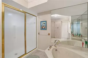 4401 Gulf Shore Blvd N, Naples, FL 34103 - Photo 21