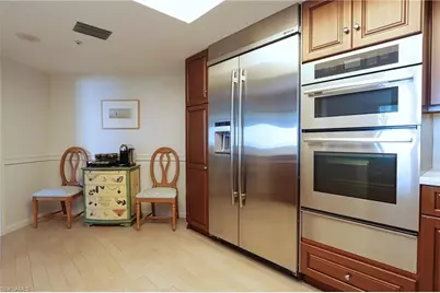 60 Seagate Dr #704, Naples, FL 34103 - Photo 13