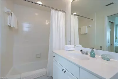 60 Seagate Dr #704, Naples, FL 34103 - Photo 19